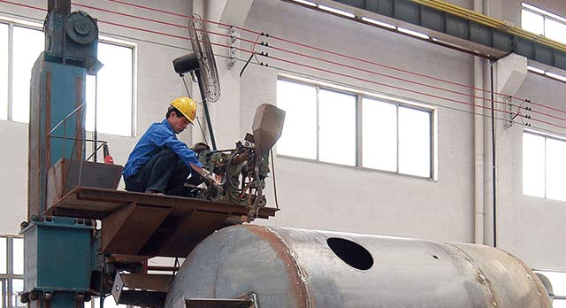 全自動焊接設備,工作效率高、焊縫平整、線條清晰